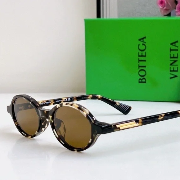 Bottega Veneta | Accessories | Bottega Veneta Tortoise Shell  display picture 3
